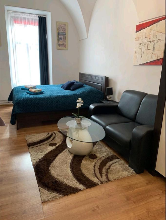 Alzbetina 15 - Dream Apartman Kosice Bagian luar foto
