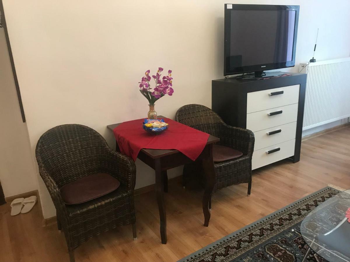 Alzbetina 15 - Dream Apartman Kosice Bagian luar foto