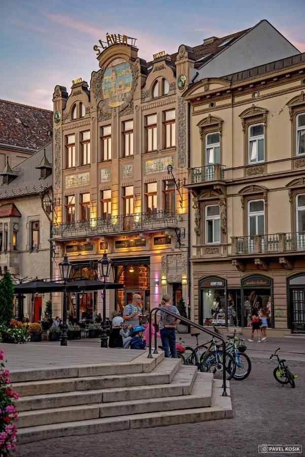 Alzbetina 15 - Dream Apartman Kosice Bagian luar foto